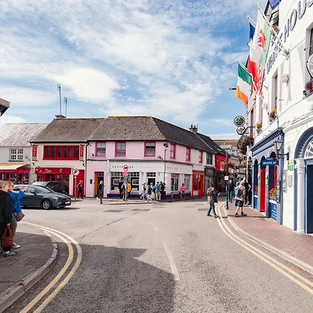Ashgrove, * Kinsale